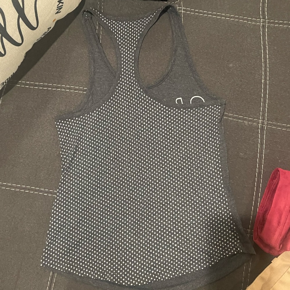 Nike Women’s Razorback Tank Top - Picture 3 of 4